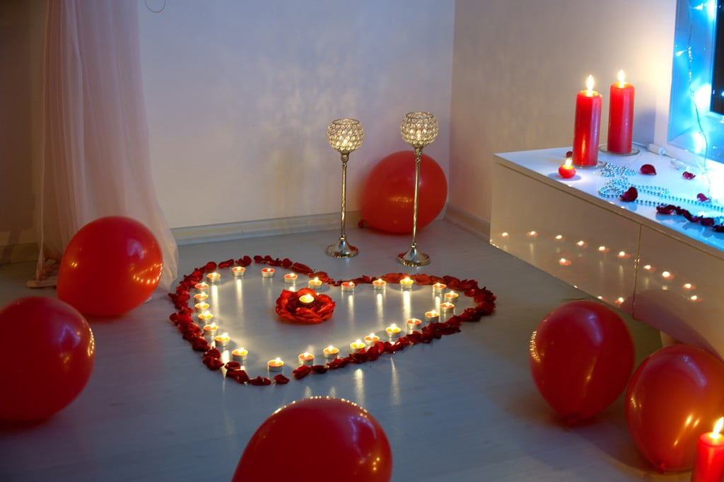 Sevgiliye Yıldönümü Hediyesi İçin Romantik Seçenekler